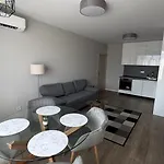 Modern And Cozy In The Centre Daire *